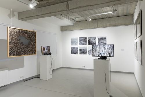 Konrad Jarodzki - Happy The End