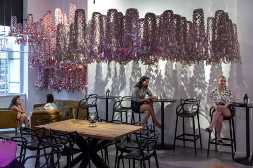 Saitip Majewska - Przejrzystość radości