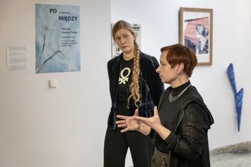 Lila Leń, Joanna Turek: PO …..... MIĘDZY