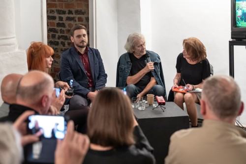 Niekończące się „Tango” w Entropii