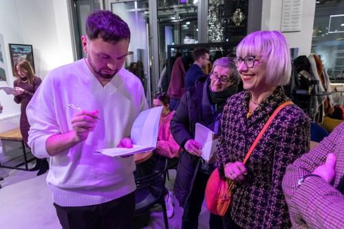 Fotorelacja z wystawy Paweł Karpiński, No need to go further