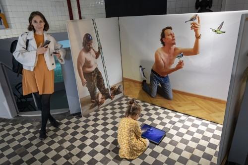 Wernisaż wystawy PJ Forever, Galeria Exit, 8. Festiwal Malarstwa, 2023, zdj. Michał Pietrzak