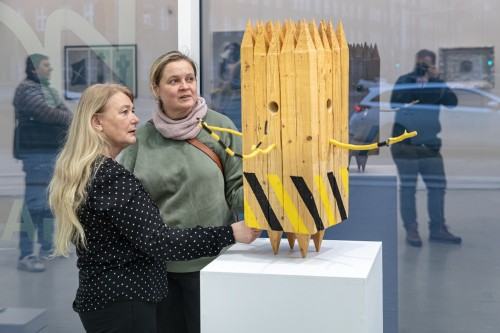 Fotorelacja z wystawy SITES and ROOTS – MIEJSCA i KORZENIE