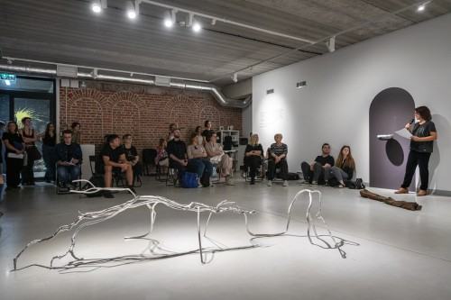 Ogród wojenny_oprowadzanie kuratorskie