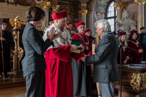 inauguracja uczelni artystycznyc2024/25