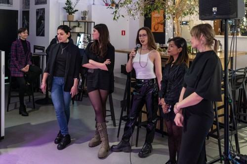 Love + Time: międzynarodowa wystawa grupowa