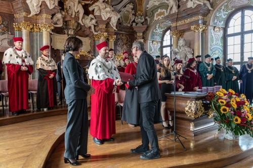 inauguracja uczelni artystycznyc2024/25