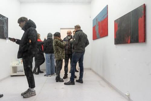 Otwarcie zbiorowej wystawy malarstwa studentów z Pracowni 205