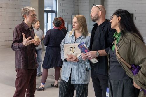 Ishi to kumo / Kamienie i chmury