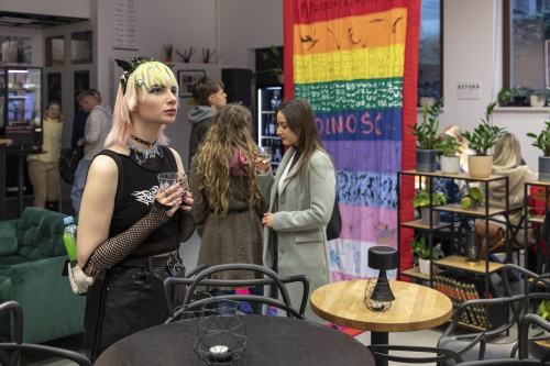 Równość_Różność_Sztuka na miejscu