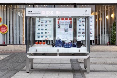 Beata Mak Sobota / Agnieszka Leśniak Banasiak / Mariusz Łabiński - Glass_On