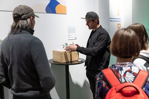 Wernisażu wystawy Emphatic Design vol. 4 w galerii Sztuka na miejscu, fot. Michał Pietrzak