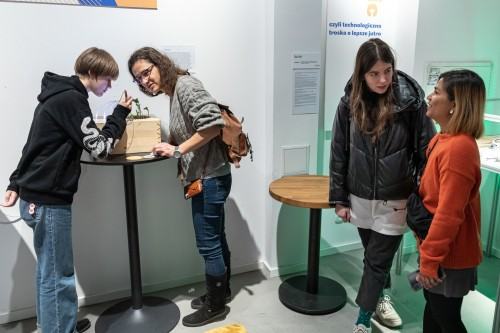 Wernisażu wystawy Emphatic Design vol. 4 w galerii Sztuka na miejscu, fot. Michał Pietrzak