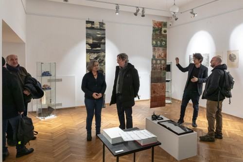 Artist's book present