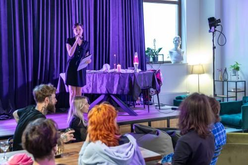 Kalina Radomska, Senne obecności