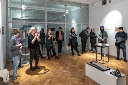 Artist's book present