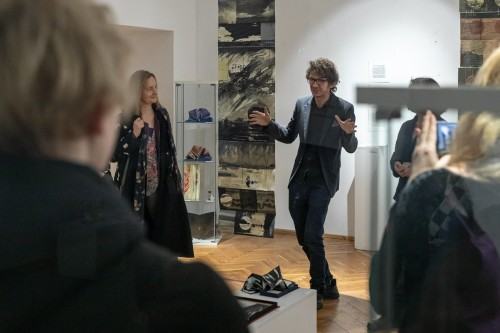 Artist's book present