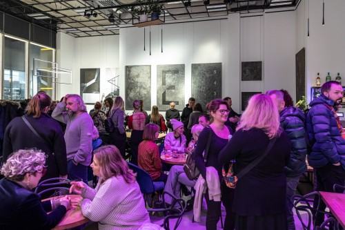 Sonia Ruciak, Przywilej obecności