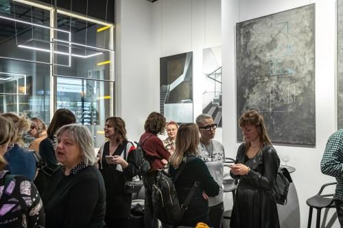 Sonia Ruciak, Przywilej obecności