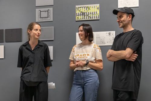 fotorelacja z wystawy θέση