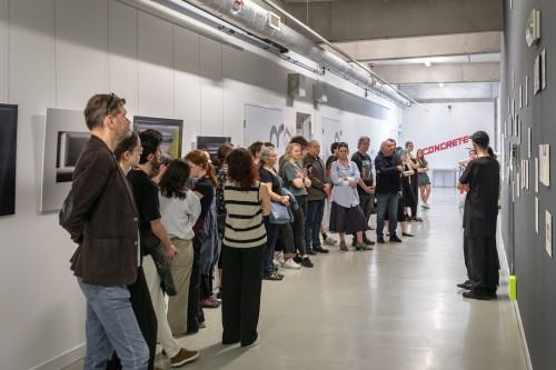 fotorelacja z wystawy θέση