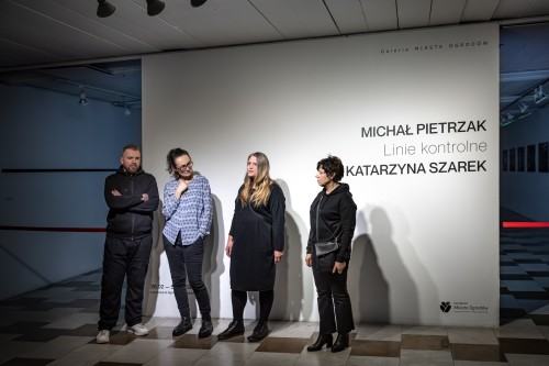 Michał Pietrzak | Linie kontrolne | Katarzyna Szarek
