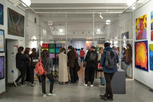 Równość/Różność/Razem_za Szkłem