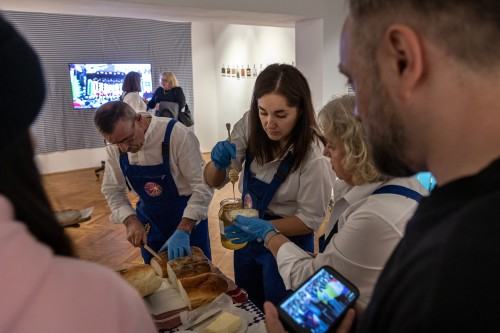 Równość/Różność/Razem_za Szkłem