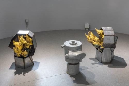 Małgorzata ET BER Warlikowska / Przetrwać Raj