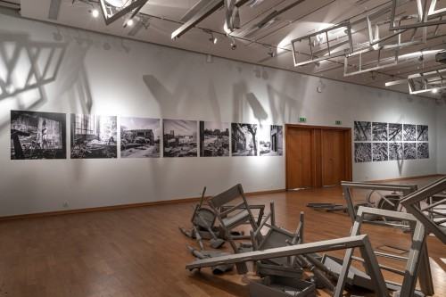 Jacek Kos / Obrazy wojny