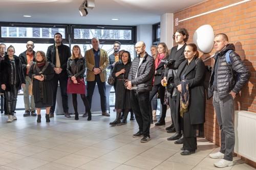 Odchylenia, wariacje, przegięcia