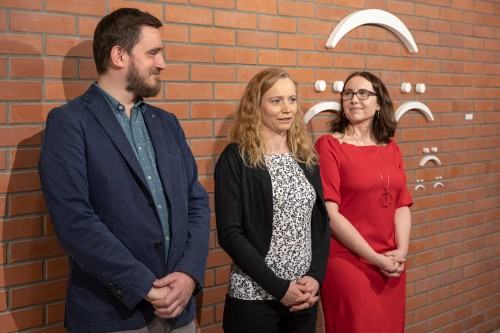 Odchylenia, wariacje, przegięcia