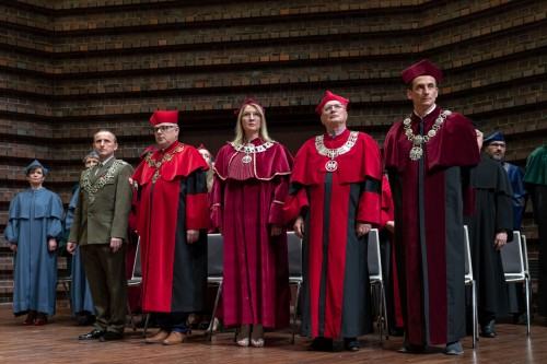 Uroczysta Promocja Doktorów i Doktorów Habilitowanych Sztuki Uczelni Artystycznych Wrocławia 2022