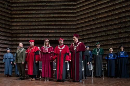Uroczysta Promocja Doktorów i Doktorów Habilitowanych Sztuki Uczelni Artystycznych Wrocławia 2022