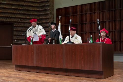 Uroczysta Promocja Doktorów i Doktorów Habilitowanych Sztuki Uczelni Artystycznych Wrocławia 2022
