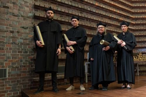 Uroczysta Promocja Doktorów i Doktorów Habilitowanych Sztuki Uczelni Artystycznych Wrocławia 2022