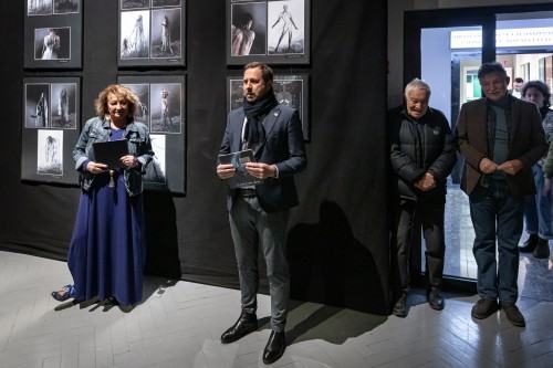 Najlepsze Dyplomy Scenografii