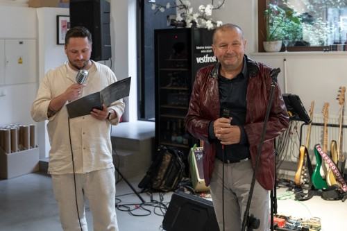 Przemysław Tyszkiewicz, Dekompresja