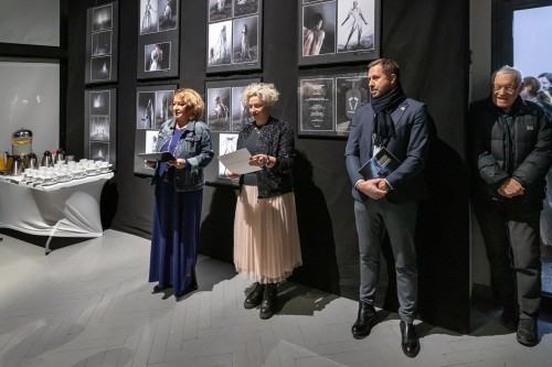 Najlepsze Dyplomy Scenografii