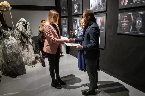 Najlepsze Dyplomy Scenografii