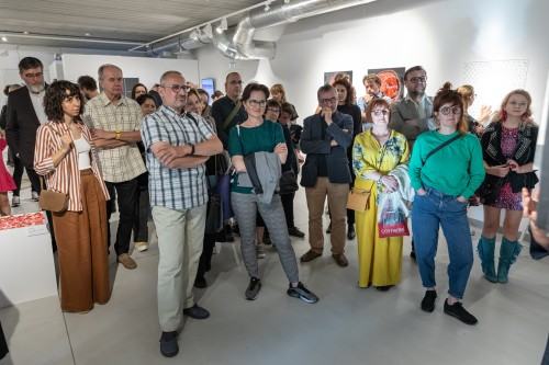 Oprowadzanie kuratorskie po wystawie Dowody na NIEOBECNOŚĆ w Galerii Geppart ASP Wrocław, zdj. Michał Pietrzak