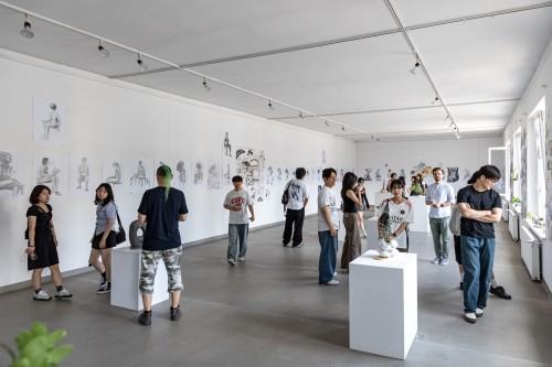 Wystawa uczestników Summer Art and Design School 2025