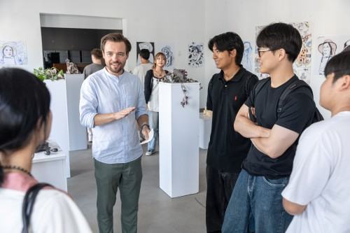 Wystawa uczestników Summer Art and Design School 2025