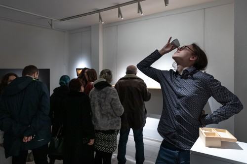 Hibernacja dzieciństwa, Ewa Martyniszyn