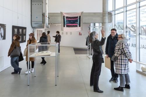 Równość Różność 2024_Neon