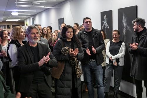 Solo i w duecie - wielogłos artystycznych postaw (Rezonanse sztuki XV)