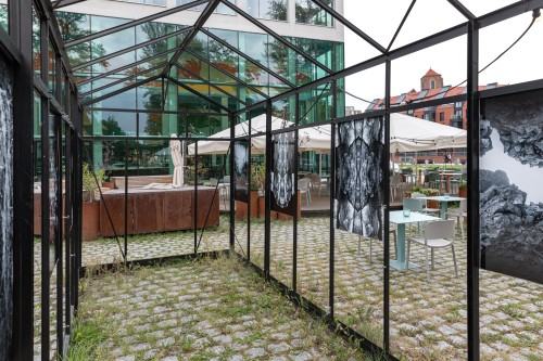 Anna Kodź_Black Frame