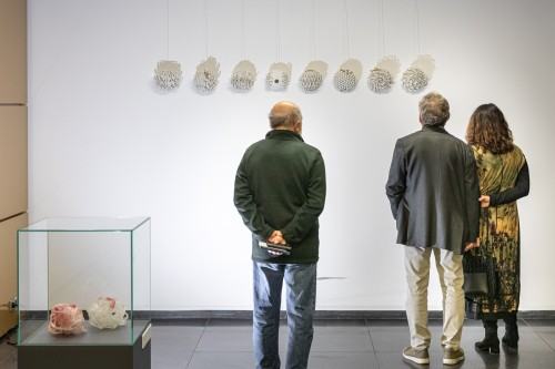 Solo i w duecie - wielogłos artystycznych postaw (Rezonanse sztuki XV)