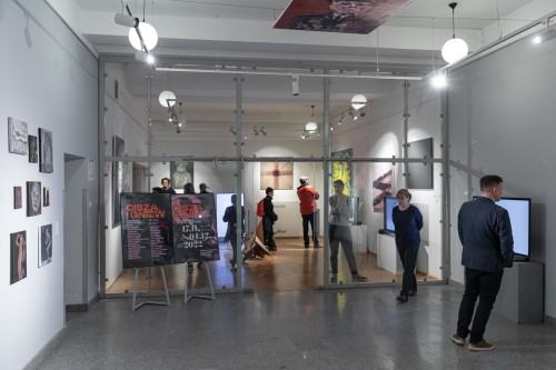 Cisza i gniew - wystawa