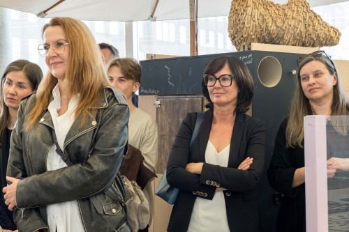 Stany wyjątkowe_Neon